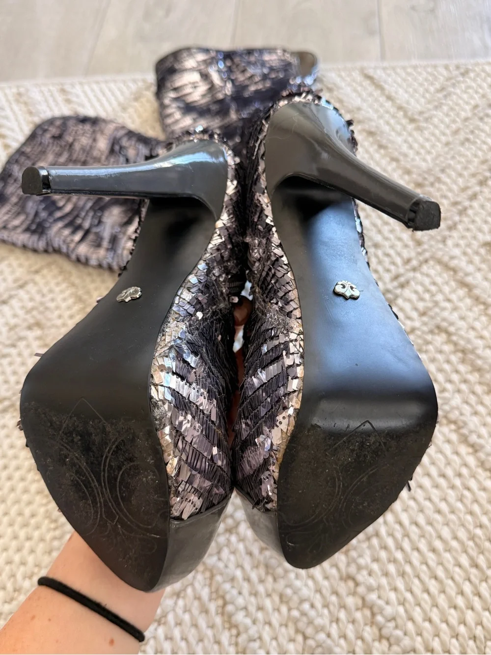 Beyonce/ Deron silver boots size 8.5